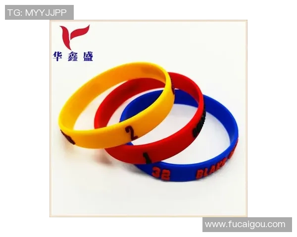 足球球星腕带背后的秘密与象征意义探究